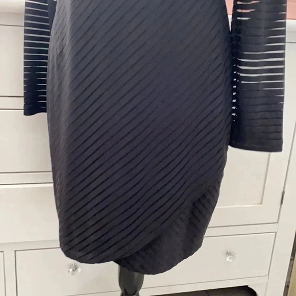 GUESS Long  Sleeve Sheer Dress, Size 10 - Picture 4 of 11